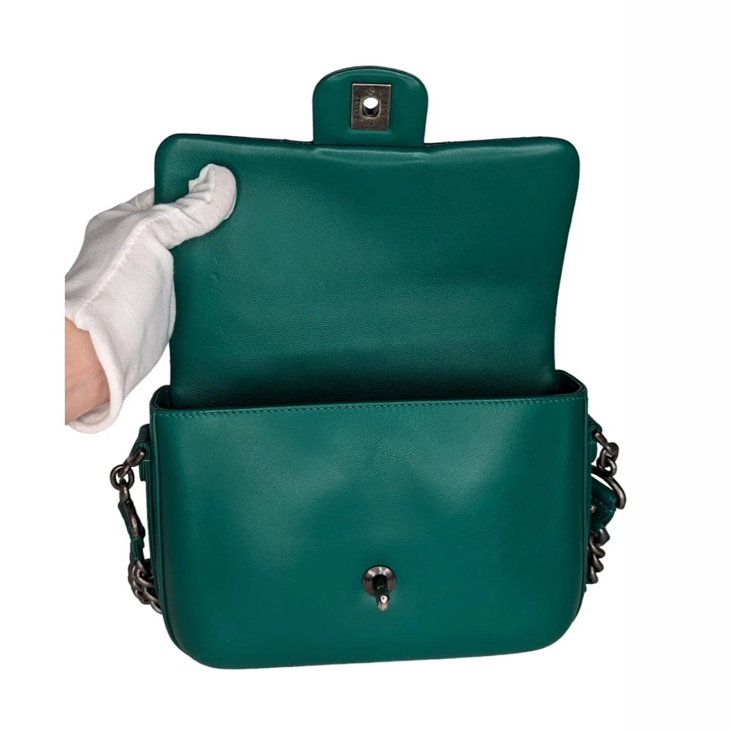 Chanel Calfskin Medium Rock My Shoulder Flap Green