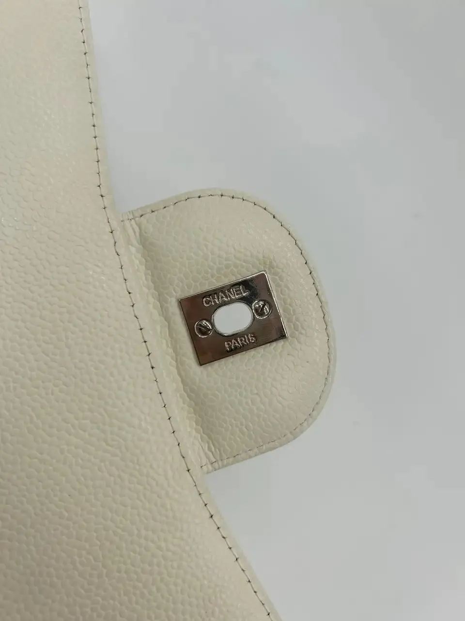 Chanel White Caviar Quilted Jumbo Single Flap Classic