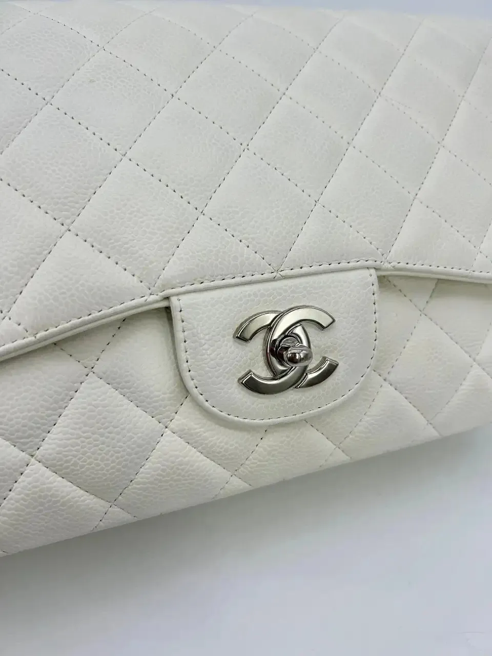 Chanel White Caviar Quilted Jumbo Single Flap Classic
