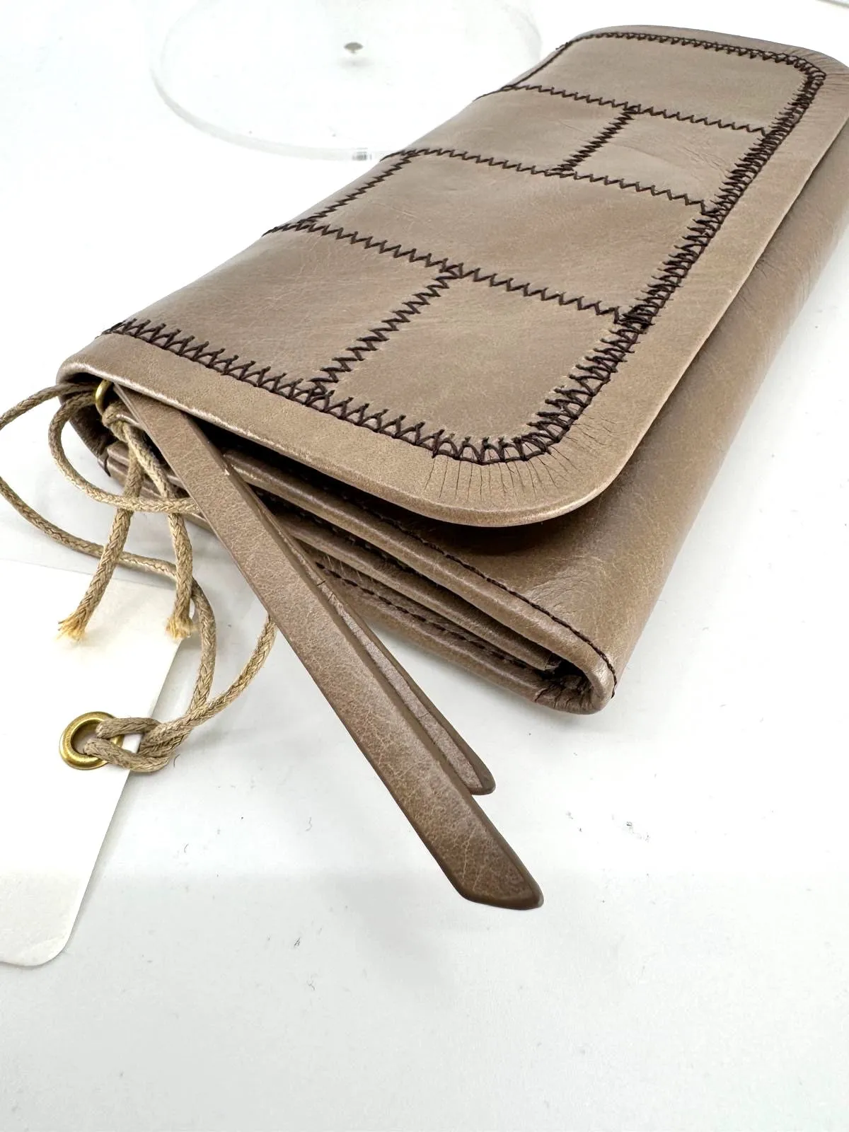 HOBO BELL RIDER STITCHED TRIFOLD LEATHER WALLET