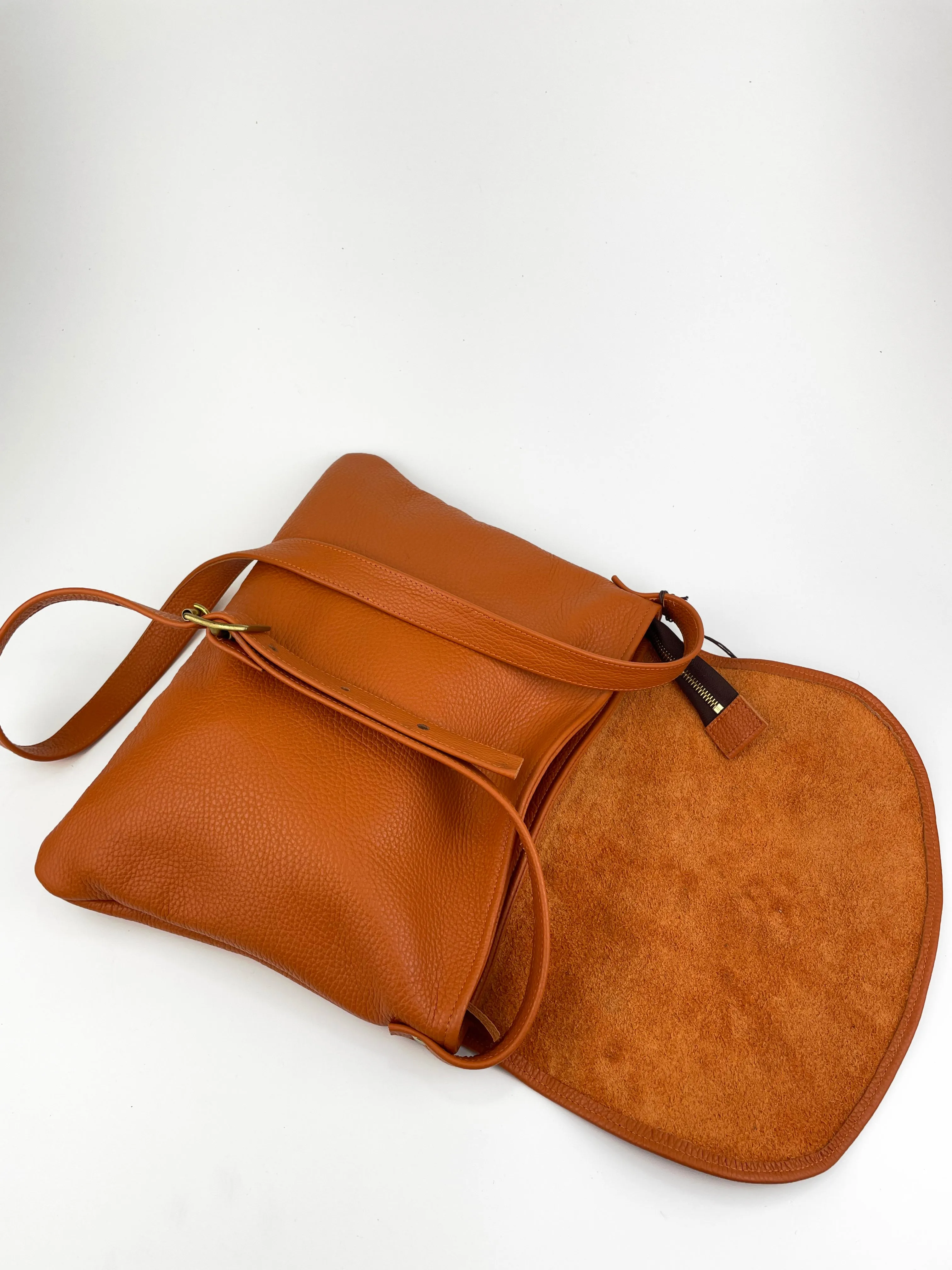 Minny Satchel  in orange pebble leather