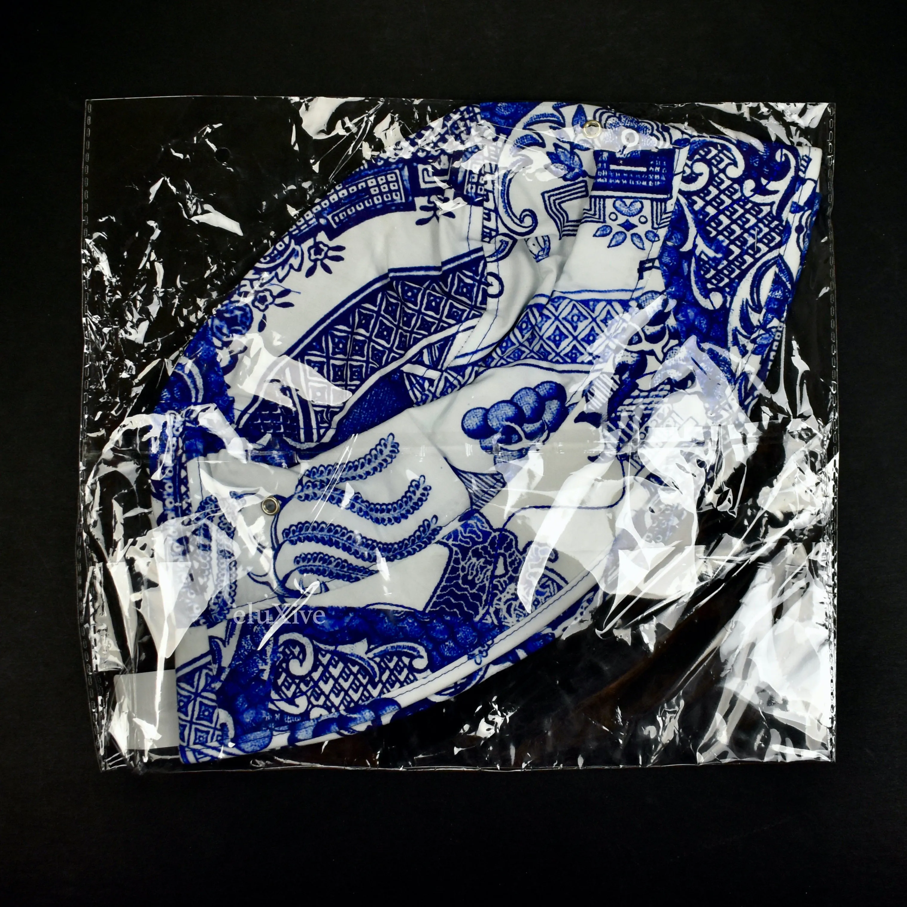 Palace - White / Blue China Plate Print Bucket Hat