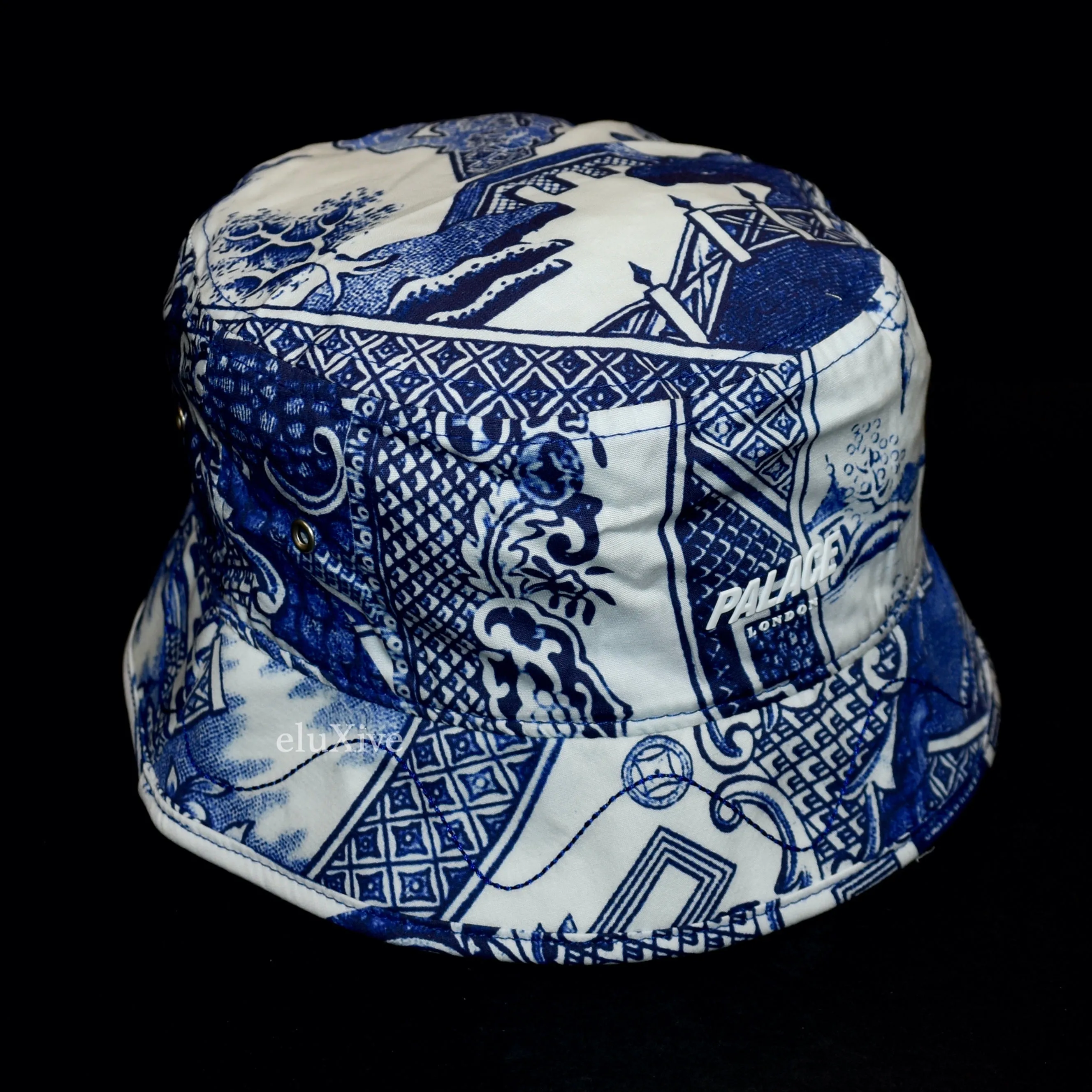 Palace - White / Blue China Plate Print Bucket Hat